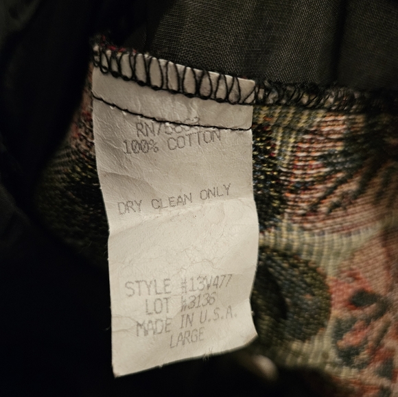 Barba Floral Tapestry Vest - Black, Pink, Green - Picture 6 of 7